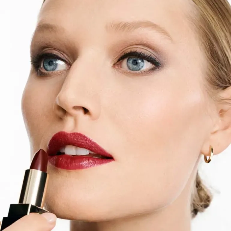 Clé de Peau Beauté Lipstick