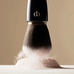 Clé de Peau Beauté Powder Brush Pennello Viso