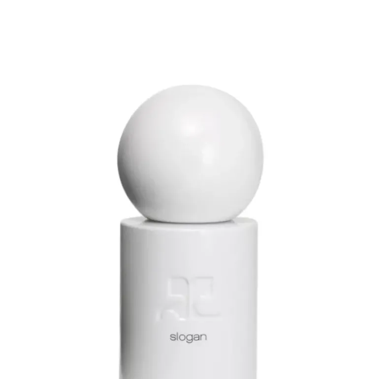 Courrèges Slogan