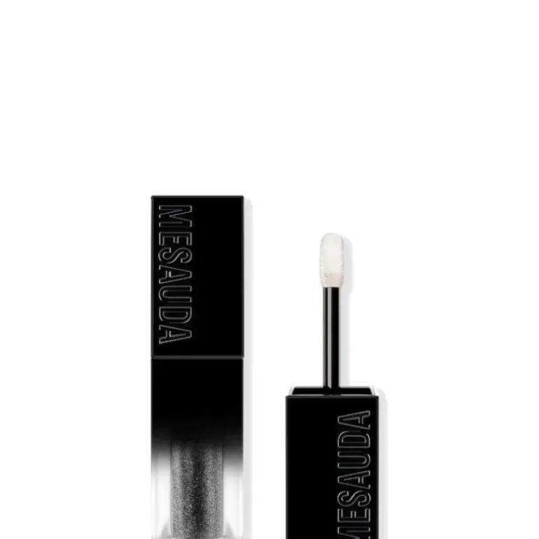 Galactic Shadow Liquid Eyeshadow