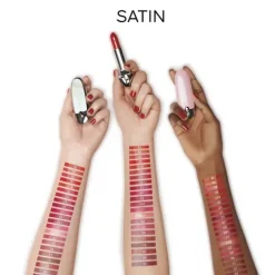 Le Teinte de Rouge à Lèvres Rouge Luxurious Velvet Metal G De Guerlain