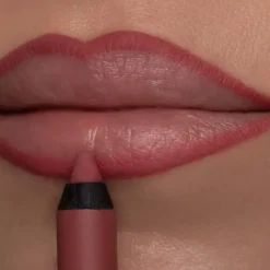 Makeupstudio - Stay On Me Matita Labbra durata 16h
