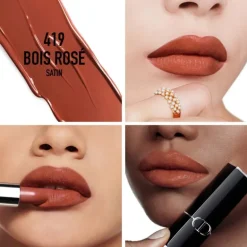 Stay On Me Rossetto liquido a lunga tenuta
