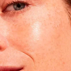 Stick Solaire Jeunesse Invisible Haute Protection SPF 50
