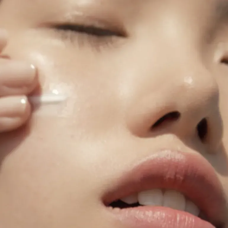 The Moisturizing Soft Cream New
