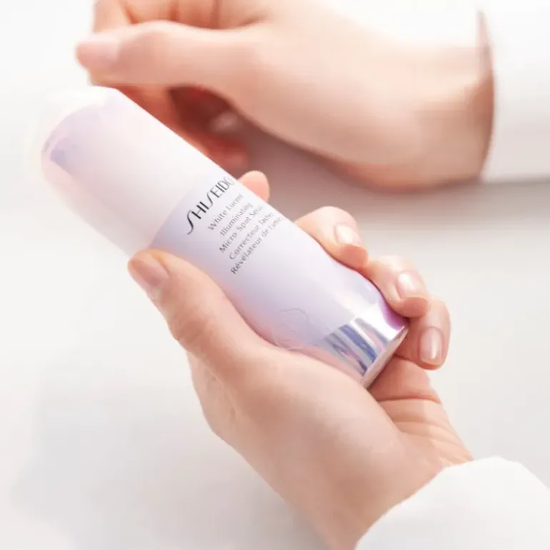 White Lucent Illuminating Micro-Spot Serum